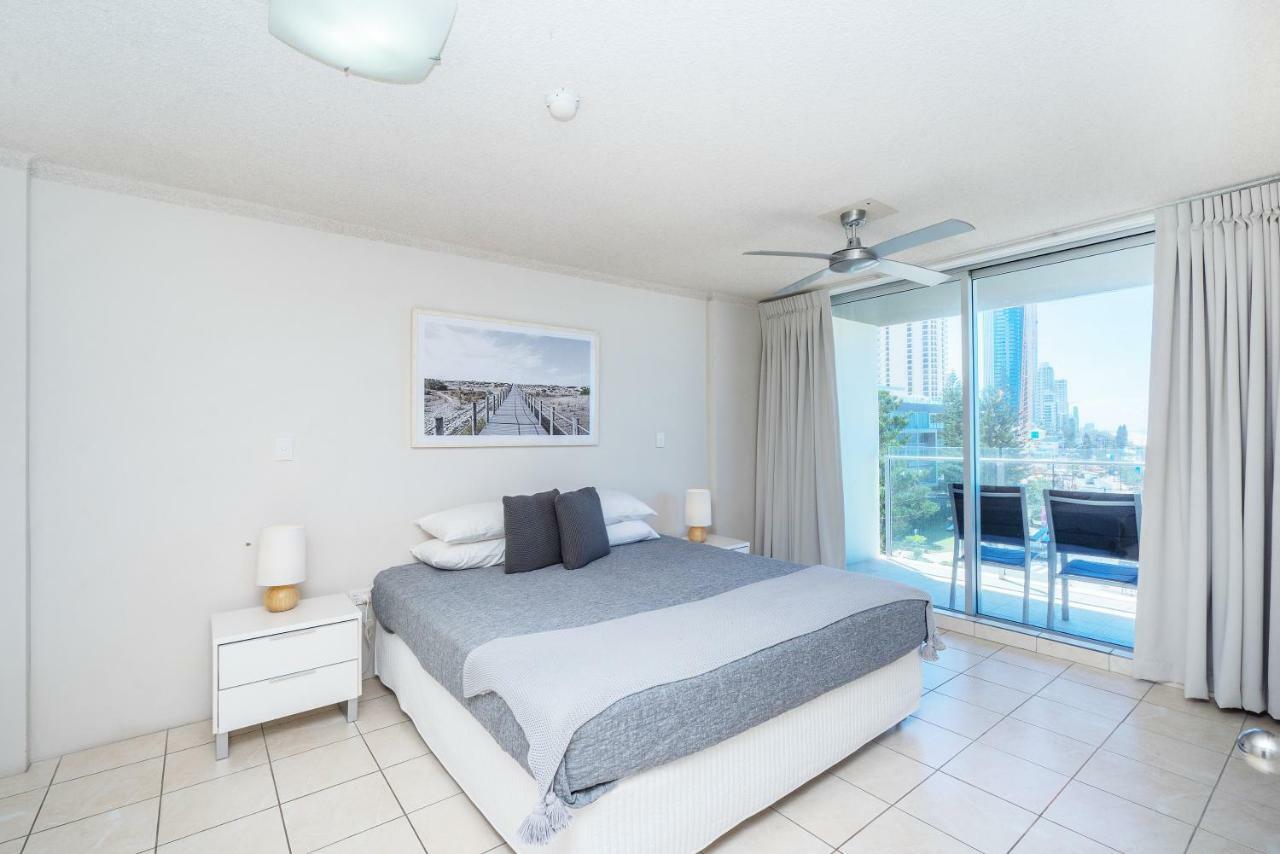 One The Esplanade Apartments On Surfers Paradise Gold Coast Luaran gambar